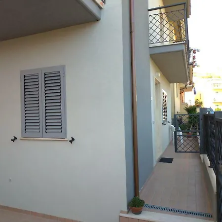 Casa Giovanna Апартаменты Сан-Бенедетто-дель-Тронто